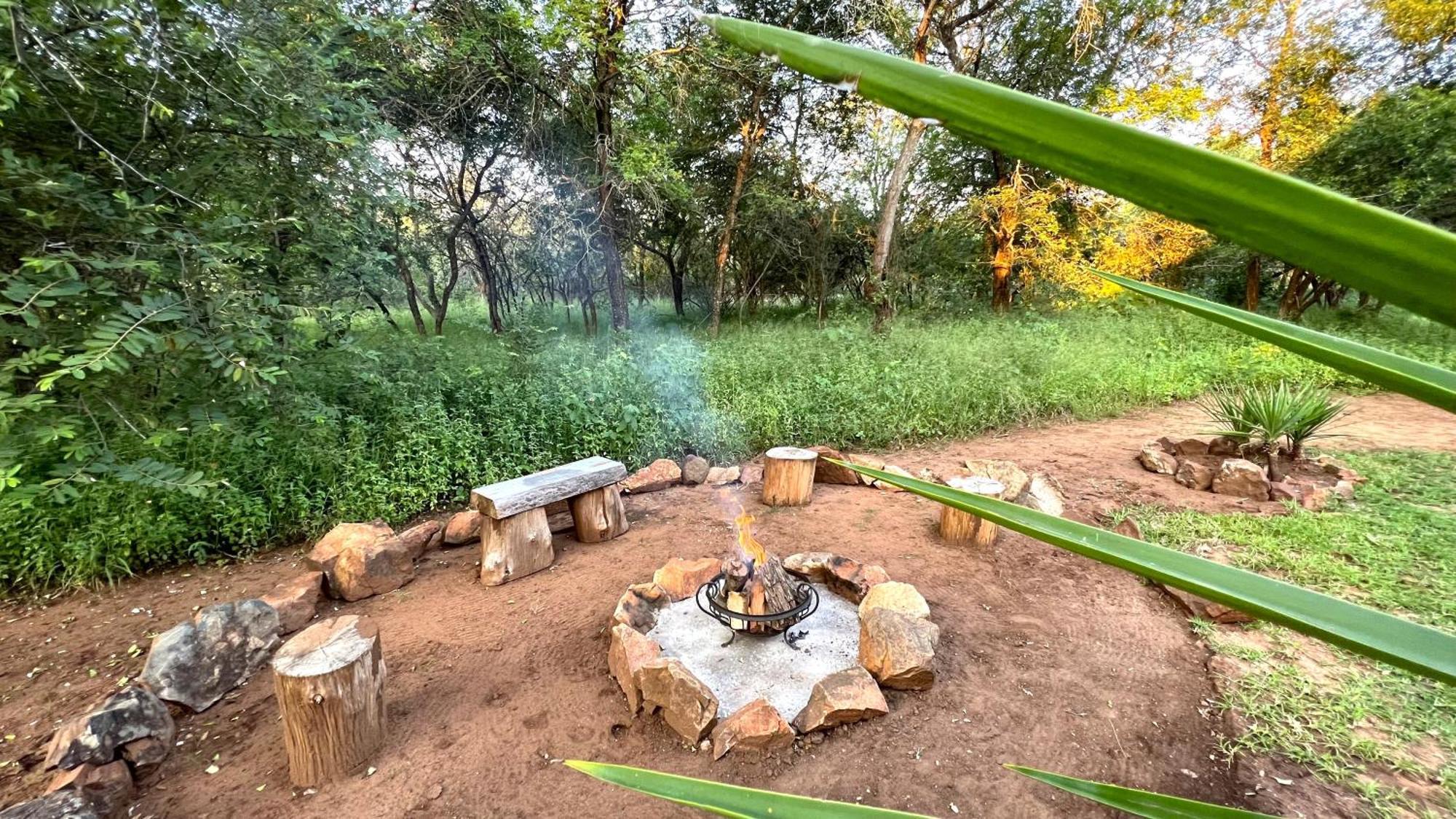 Kruger Kumba - Mugwenzi Marloth Park